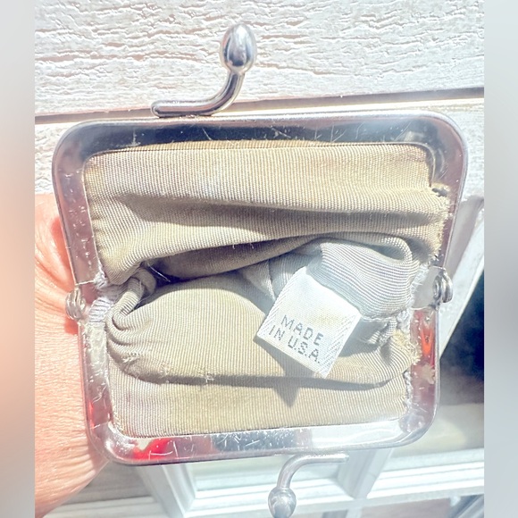 Classy+Edgy Vintage Silver Mesh Cigarette Case•Chrome Mesh Holder/Clutch - Picture 4 of 4